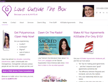 Tablet Screenshot of loveoutsidethebox.com